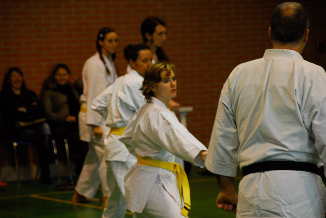 2008_094