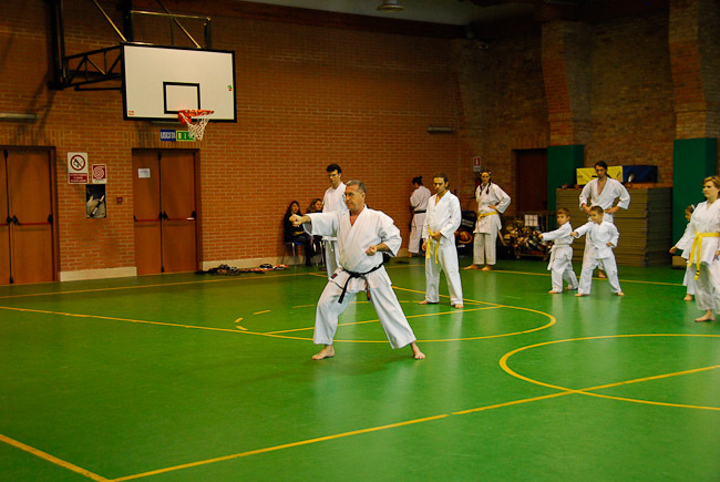 2008_098